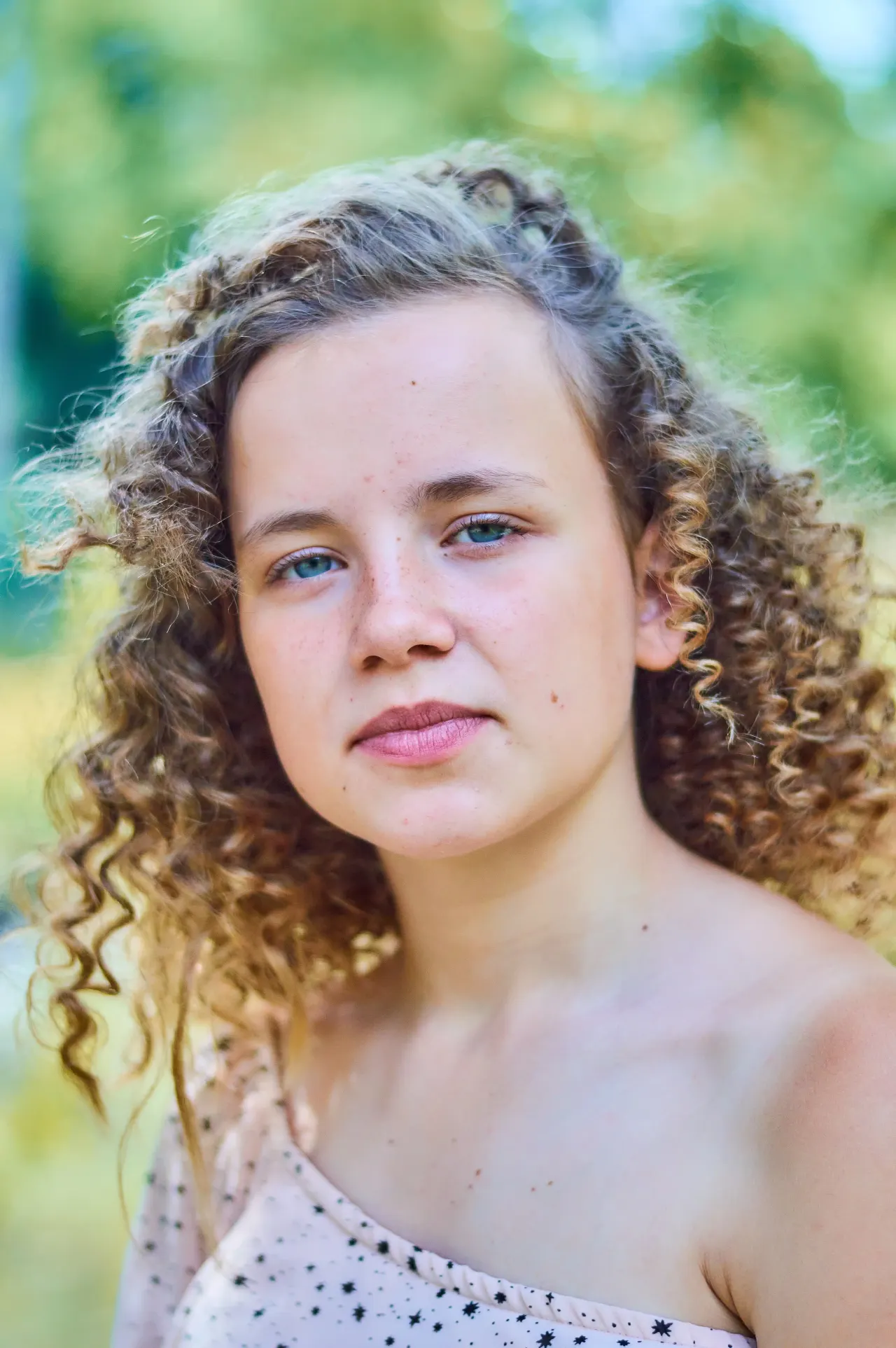 Single portrait, editorial styling