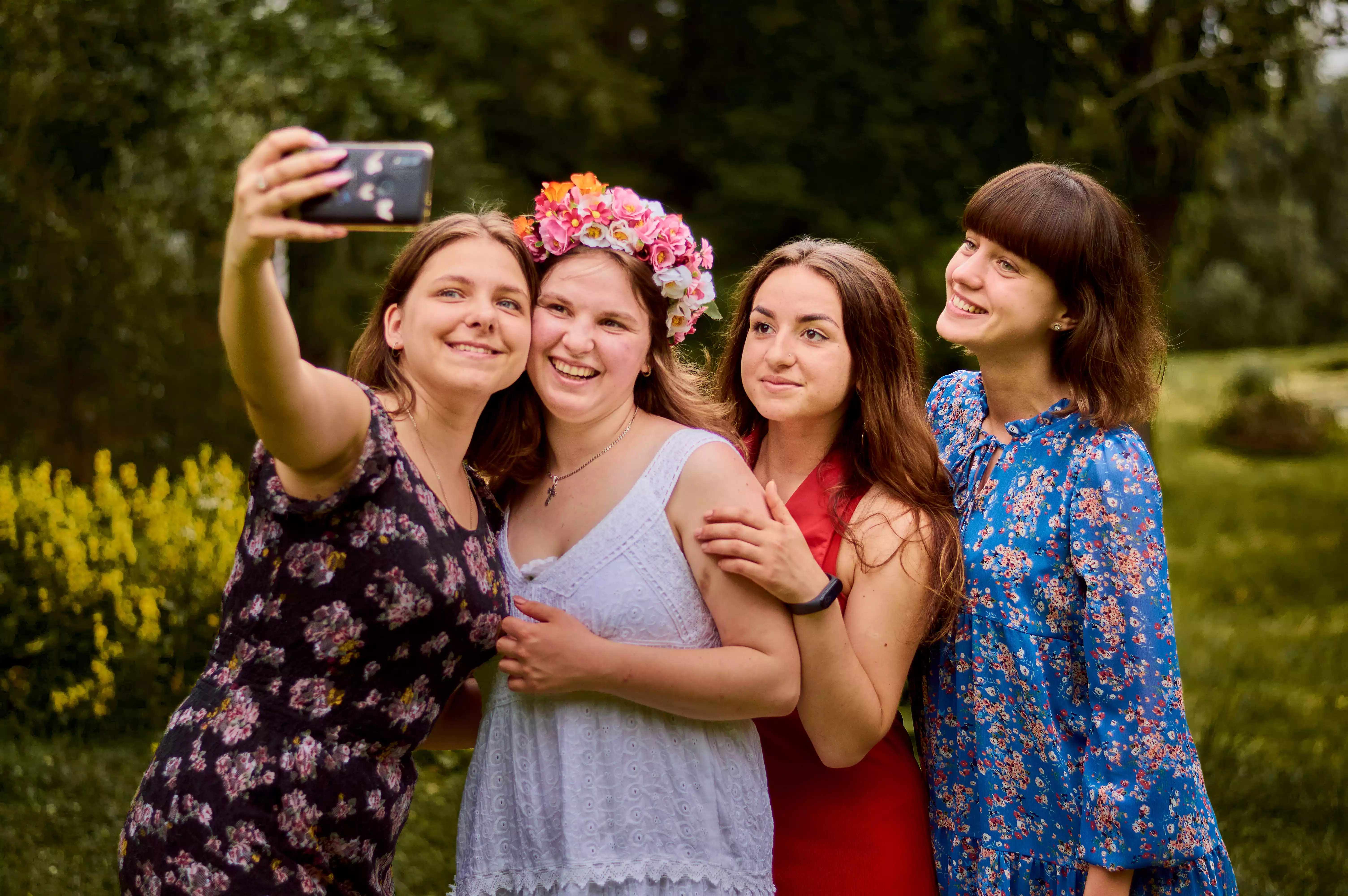 Couple in landscape format